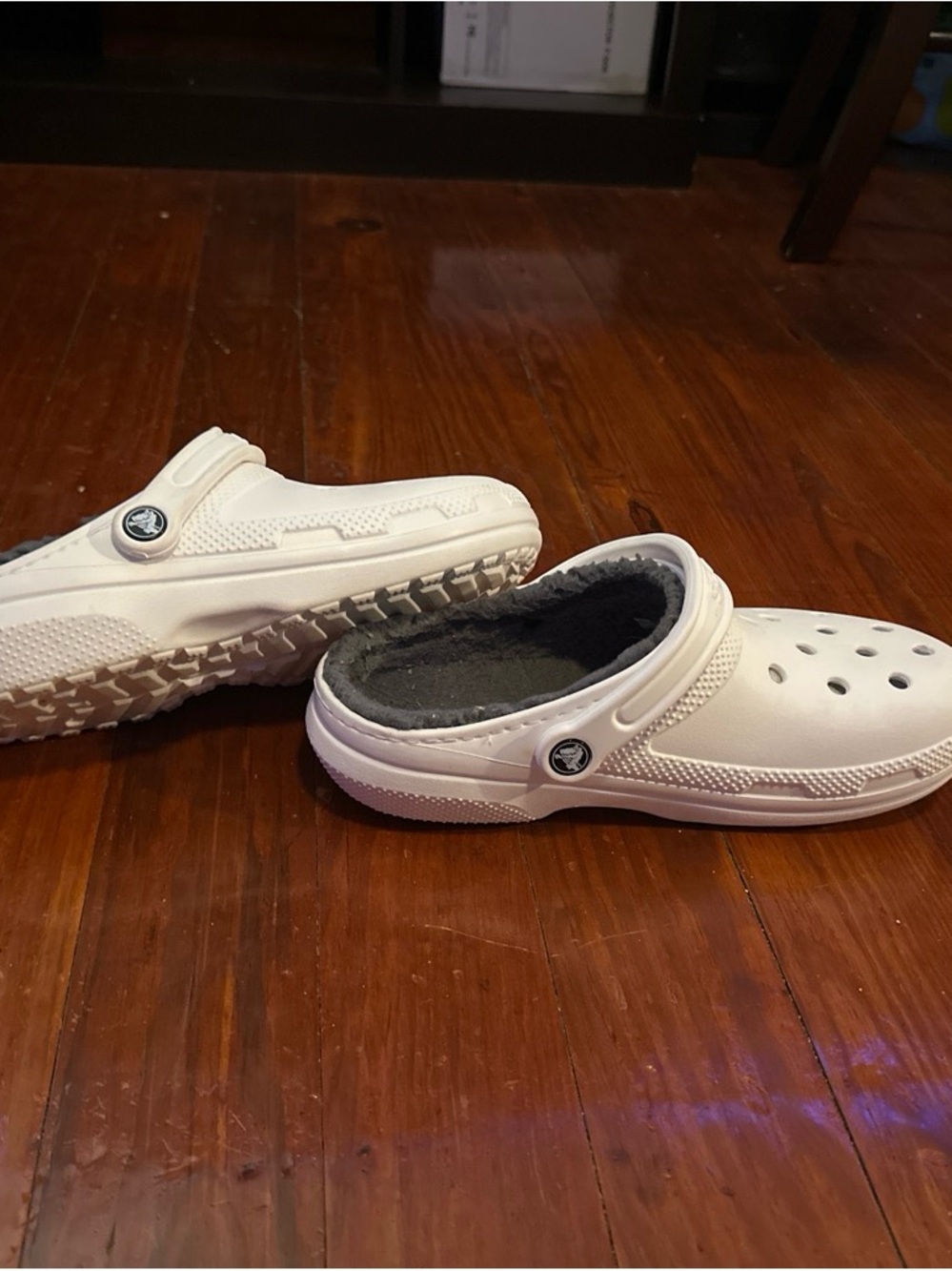 CROCS Kids Classic Lined Clog - White with Gray Lining - Picture 2 of 5